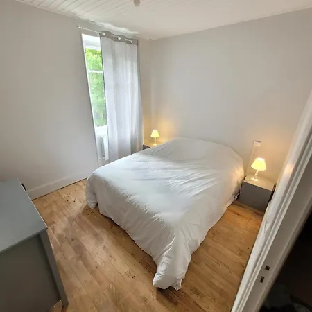 La Maison Du *